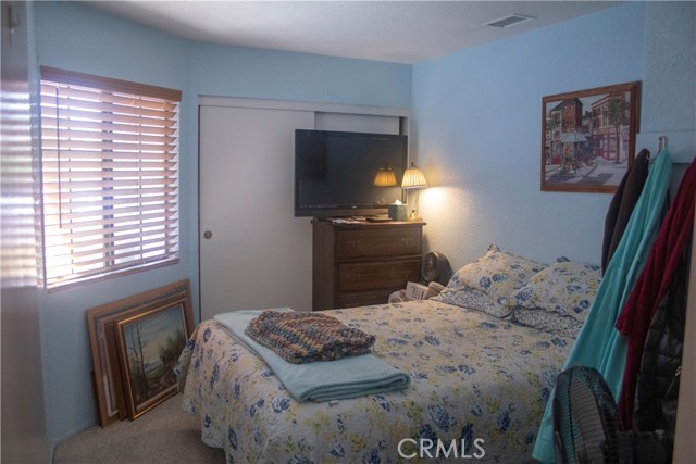 Detail Gallery Image 9 of 14 For 23146 Bay Ave, Moreno Valley,  CA 92553 - 3 Beds | 2 Baths
