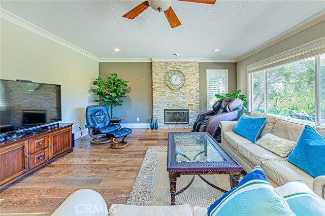 Detail Gallery Image 13 of 42 For 3511 Christopher Ln, Corona,  CA 92881 - 5 Beds | 4 Baths