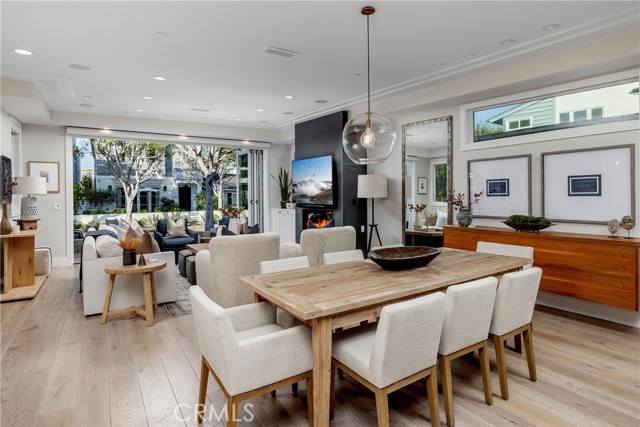 1515 E Ocean Boulevard, Newport Beach CA: https://media.crmls.org/medias/d710d9ab-9e89-40a6-83b1-f3f2387e55a9.jpg