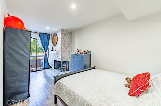 Detail Gallery Image 24 of 50 For 365 W Alameda Ave #203,  Burbank,  CA 91506 - 3 Beds | 2 Baths