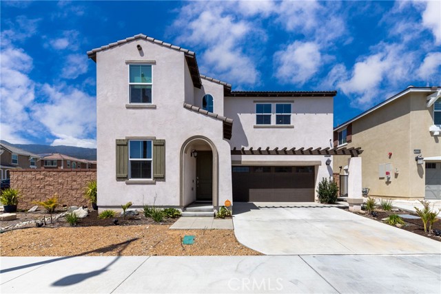 16136 Topiary Ln, Fontana, CA 92336