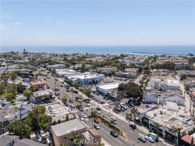 Detail Gallery Image 32 of 32 For 521 1/2 Iris, Corona Del Mar,  CA 92625 - 2 Beds | 2/1 Baths