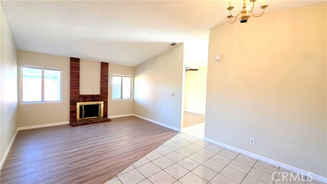 Detail Gallery Image 5 of 21 For 7575 Kempster Ct, Fontana,  CA 92336 - 3 Beds | 2 Baths