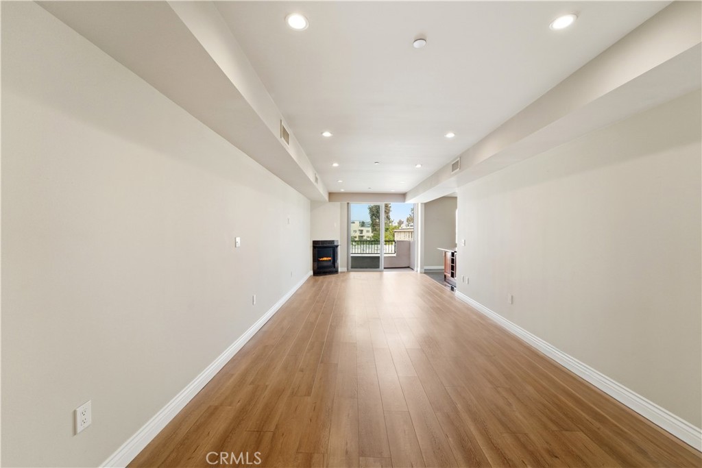 MLS #SR25260457 image #4