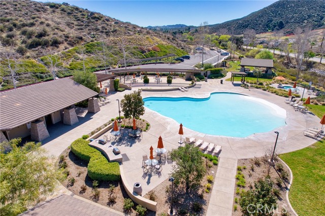 35424 Saddle Hill Road, Lake Elsinore CA: https://media.crmls.org/medias/d715b7ea-974c-45cc-a86a-0692c76b88a7.jpg