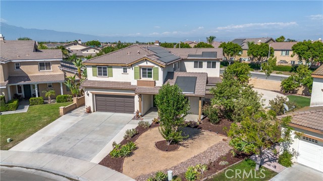 7556 Rose Marie Ln, Eastvale, CA 92880