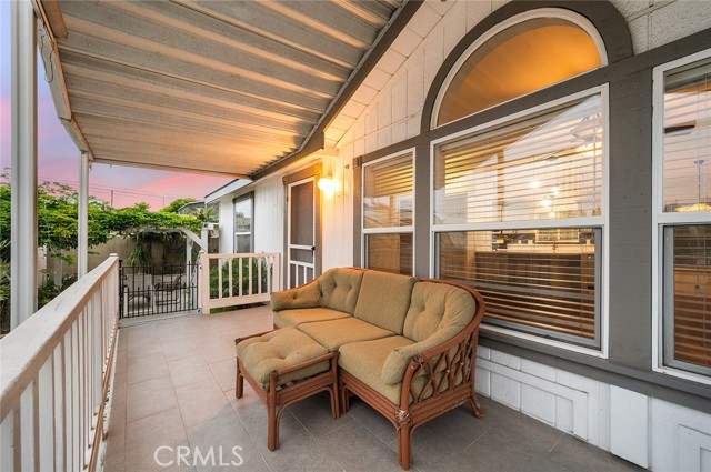 9850 Garfield, Huntington Beach CA: https://media.crmls.org/medias/d7164eaf-ac26-4646-9fc1-3cc1bb05f5f1.jpg