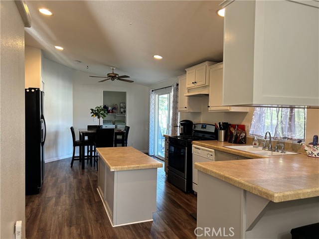 Detail Gallery Image 7 of 26 For 3800 W Wilson #219,  Banning,  CA 92220 - 3 Beds | 2 Baths