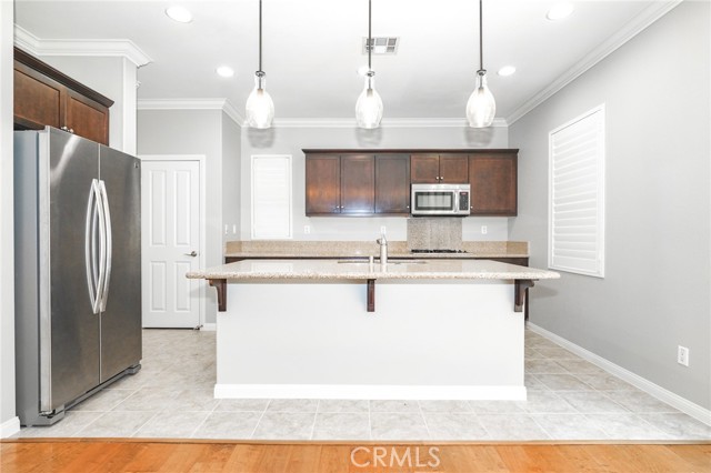 Detail Gallery Image 4 of 28 For 31 Bell Chime, Irvine,  CA 92618 - 3 Beds | 2/1 Baths