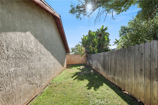 1042 Bassett Court, San Dimas CA: https://media.crmls.org/medias/d718902b-bfd0-4e0d-93a9-2d6a529a49c1.jpg