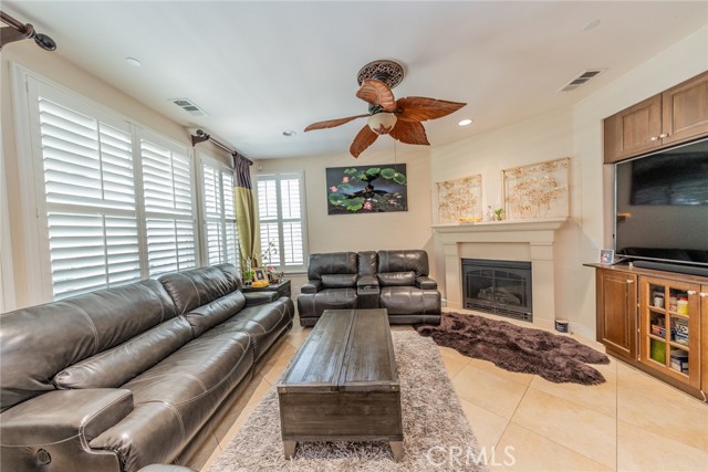 Detail Gallery Image 15 of 68 For 1251 W Daffodil Ave, La Habra,  CA 90631 - 4 Beds | 3/1 Baths