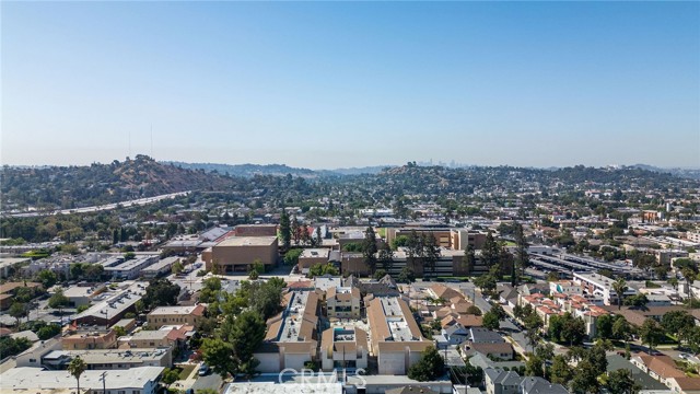 Detail Gallery Image 40 of 54 For 121 Sinclair Ave #207,  Glendale,  CA 91206 - 2 Beds | 2 Baths