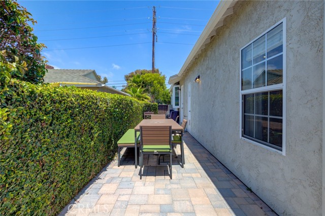 1630 Marine Ave, Manhattan Beach, California 90266, 3 Bedrooms Bedrooms, ,1 BathroomBathrooms,Residential,Sold,Marine Ave,SB22111416