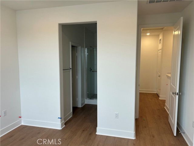 Detail Gallery Image 9 of 24 For 1700 E Park #8, Anaheim,  CA 92805 - 3 Beds | 2/1 Baths