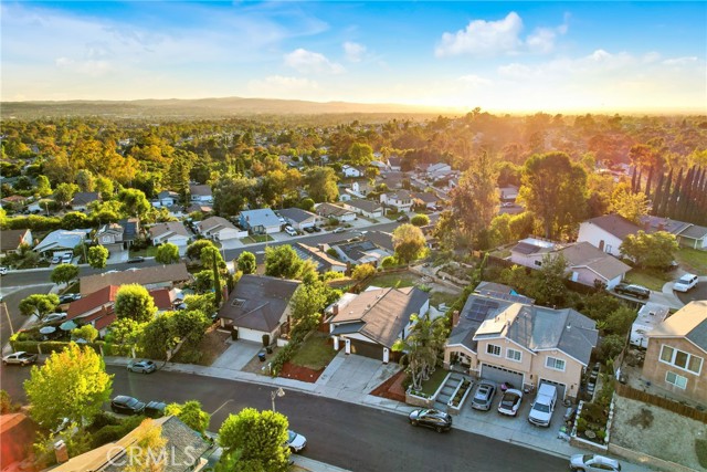 22701 Via Tercero, Mission Viejo CA: https://media.crmls.org/medias/d71bb243-2c82-4415-a7ff-9a6cc8043bb2.jpg