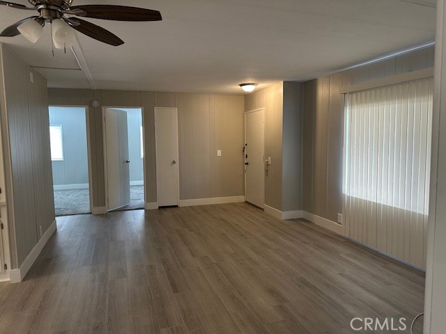 Detail Gallery Image 9 of 21 For 881 N. Lake Street, Hemet,  CA 92544 - 3 Beds | 2 Baths