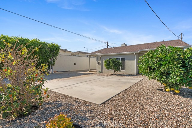 Detail Gallery Image 3 of 54 For 6015 Laurelgrove, North Hollywood,  CA 91606 - 5 Beds | 5 Baths