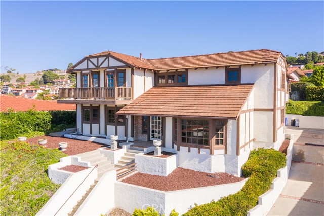 1137 Via Zumaya, Palos Verdes Estates, California 90274, 6 Bedrooms Bedrooms, ,3 BathroomsBathrooms,Residential,Sold,Via Zumaya,SB21239144