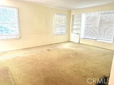 Detail Gallery Image 2 of 8 For 2010 Golden Ave, Long Beach,  CA 90806 - 2 Beds | 2 Baths