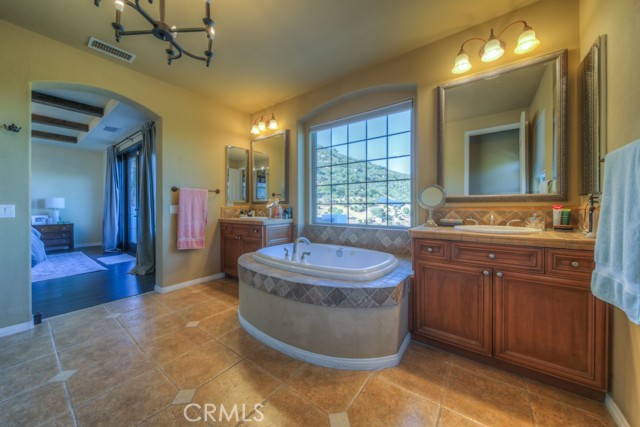 Detail Gallery Image 41 of 73 For 37775 via Baya, Murrieta,  CA 92562 - 5 Beds | 4 Baths