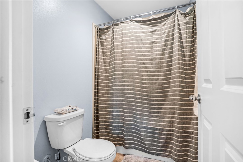 https://media.crmls.org/medias/d7200f1d-6f03-4942-aaed-60073dc58872.jpg?preset=X-Large
