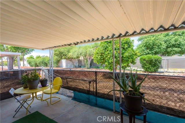 28001 Winged Foot Drive, Menifee CA: https://media.crmls.org/medias/d7202bb8-22d5-4635-8de3-50cfcb7f69ef.jpg