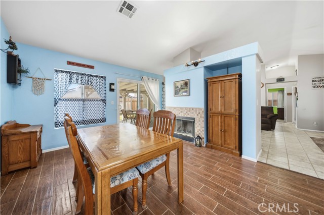 Detail Gallery Image 19 of 41 For 3624 Tanglewood, Rosamond,  CA 93560 - 4 Beds | 2 Baths