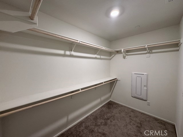 https://media.crmls.org/medias/d721a740-e05d-4435-877e-565c7cf7790a.jpg?preset=X-Large