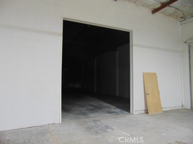 Image 13 of 27 For 250 Walsh Avenue