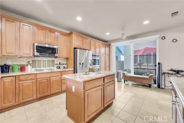 Image 19 of 58 For 13764 Dellbrook Street