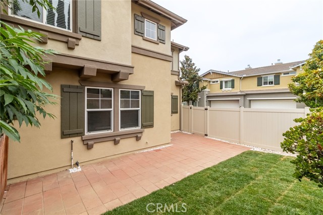 22326 Blue Lupine Circle, Grand Terrace CA: https://media.crmls.org/medias/d722d55c-8590-4bd3-823b-bbd632255449.jpg