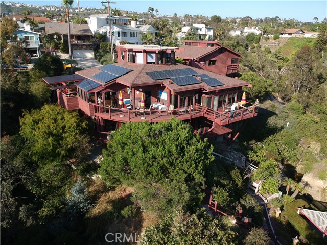 237 W Avenida Alessandro, San Clemente CA: https://media.crmls.org/medias/d722e5f1-5bc3-4e60-9ff0-6ef0aaf0ffe0.jpg