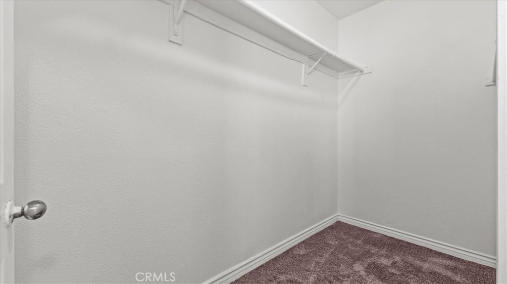https://media.crmls.org/medias/d72439b5-9198-4a71-aa63-66492c51ce64.jpg?preset=X-Large