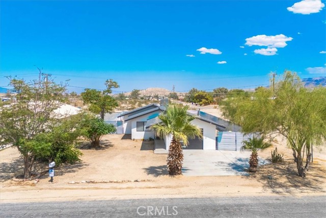 Detail Gallery Image 5 of 53 For 6635 Morongo Rd, Twentynine Palms,  CA 92277 - 3 Beds | 1 Baths