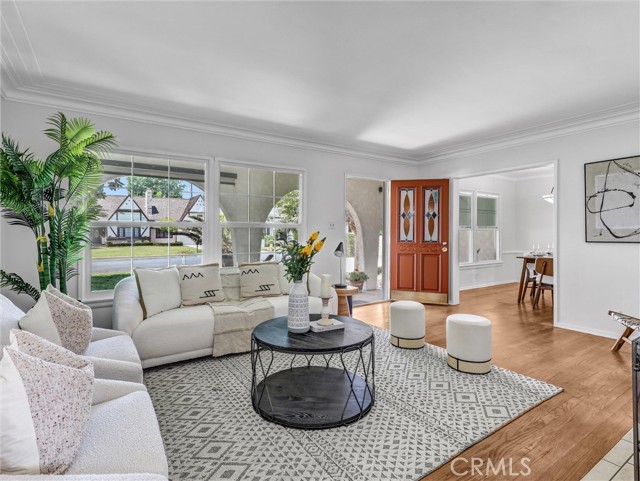 2242 S 5th Avenue, Arcadia CA: https://media.crmls.org/medias/d724adab-1b44-45fc-bfc5-6f74ccbaf547.jpg
