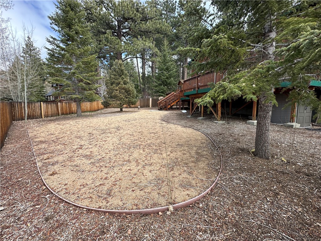 https://media.crmls.org/medias/d7257e84-87bf-436e-b27c-723b9782f962.jpg?preset=X-Large
