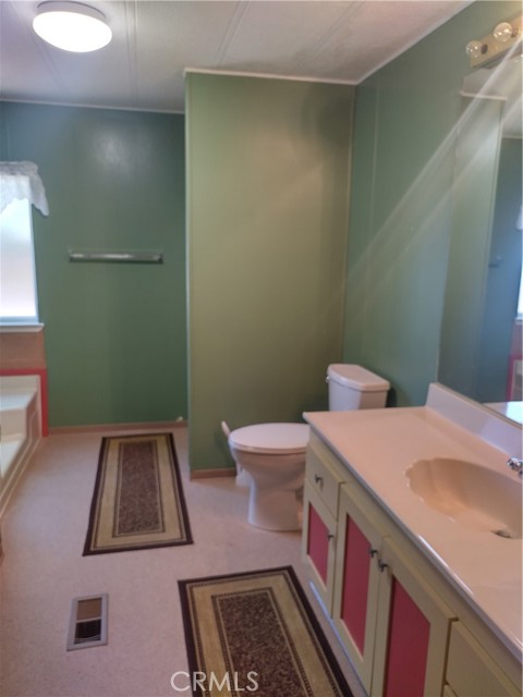 400 Sulphur Bank #22 Drive, Clearlake Oaks CA: https://media.crmls.org/medias/d7267700-0c17-4ed4-93a2-bf42d27593d3.jpg