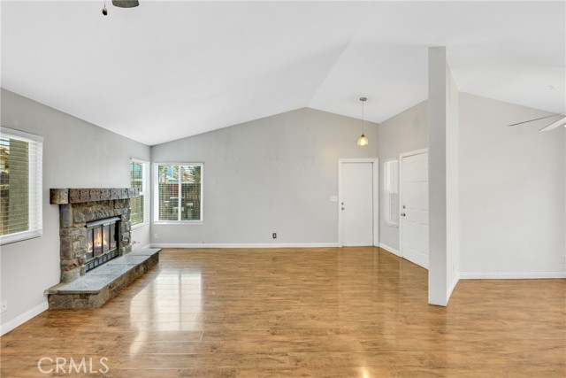 Detail Gallery Image 7 of 19 For 6159 Rochelle Ct, Jurupa Valley,  CA 92509 - 3 Beds | 2 Baths