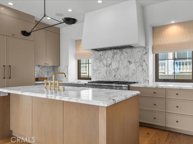 Detail Gallery Image 5 of 61 For 505 Bayview Dr, Manhattan Beach,  CA 90266 - 3 Beds | 3/1 Baths