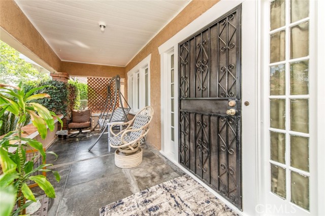 Detail Gallery Image 3 of 34 For 406 E Walnut, Santa Ana,  CA 92701 - – Beds | – Baths