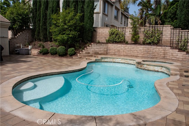 1671 Fairway Drive, Corona CA: https://media.crmls.org/medias/d727c372-4fd9-4ac0-8d22-330870758a06.jpg