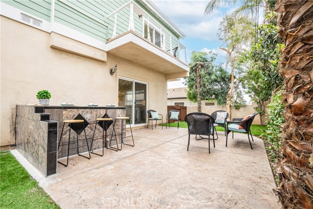 2018 Manhattan Beach Boulevard, Redondo Beach, California 90278, 4 Bedrooms Bedrooms, ,3 BathroomsBathrooms,Residential,Sold,Manhattan Beach,SB23091899