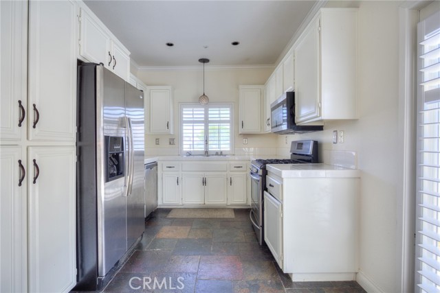 6052 Kohlberry Court, Riverside CA: https://media.crmls.org/medias/d7290c14-b5ad-419d-9d02-21a7469bf15d.jpg