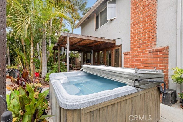 Detail Gallery Image 31 of 36 For 1956 Flamingo Dr, Costa Mesa,  CA 92626 - 4 Beds | 3 Baths