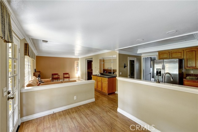 Detail Gallery Image 10 of 28 For 28 E Yale, Irvine,  CA 92604 - 4 Beds | 2/1 Baths