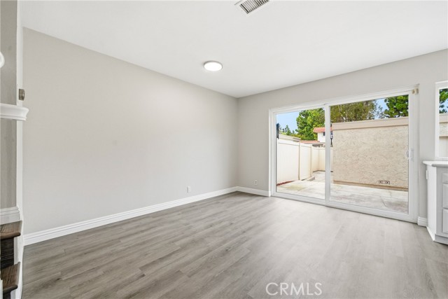Detail Gallery Image 16 of 57 For 11717 Garden Grove Bld, Garden Grove,  CA 92843 - 3 Beds | 2/1 Baths