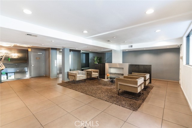 Detail Gallery Image 27 of 40 For 141 S Clark Dr #326,  West Hollywood,  CA 90048 - 1 Beds | 1 Baths