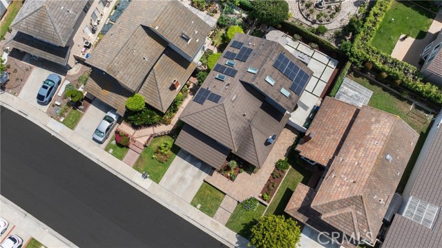 20 Whistling Isle, Irvine CA: https://media.crmls.org/medias/d72a5ffe-fed4-4e4b-bb28-a13e4946ac67.jpg