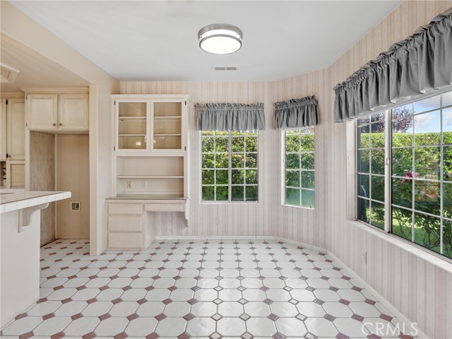 12665 Spring Valley, Victorville CA: https://media.crmls.org/medias/d72bc53e-b210-4e28-8157-f0a5da87574c.jpg