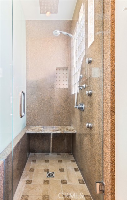 Detail Gallery Image 16 of 25 For 319 Orchid, Corona Del Mar,  CA 92625 - 4 Beds | 3/1 Baths